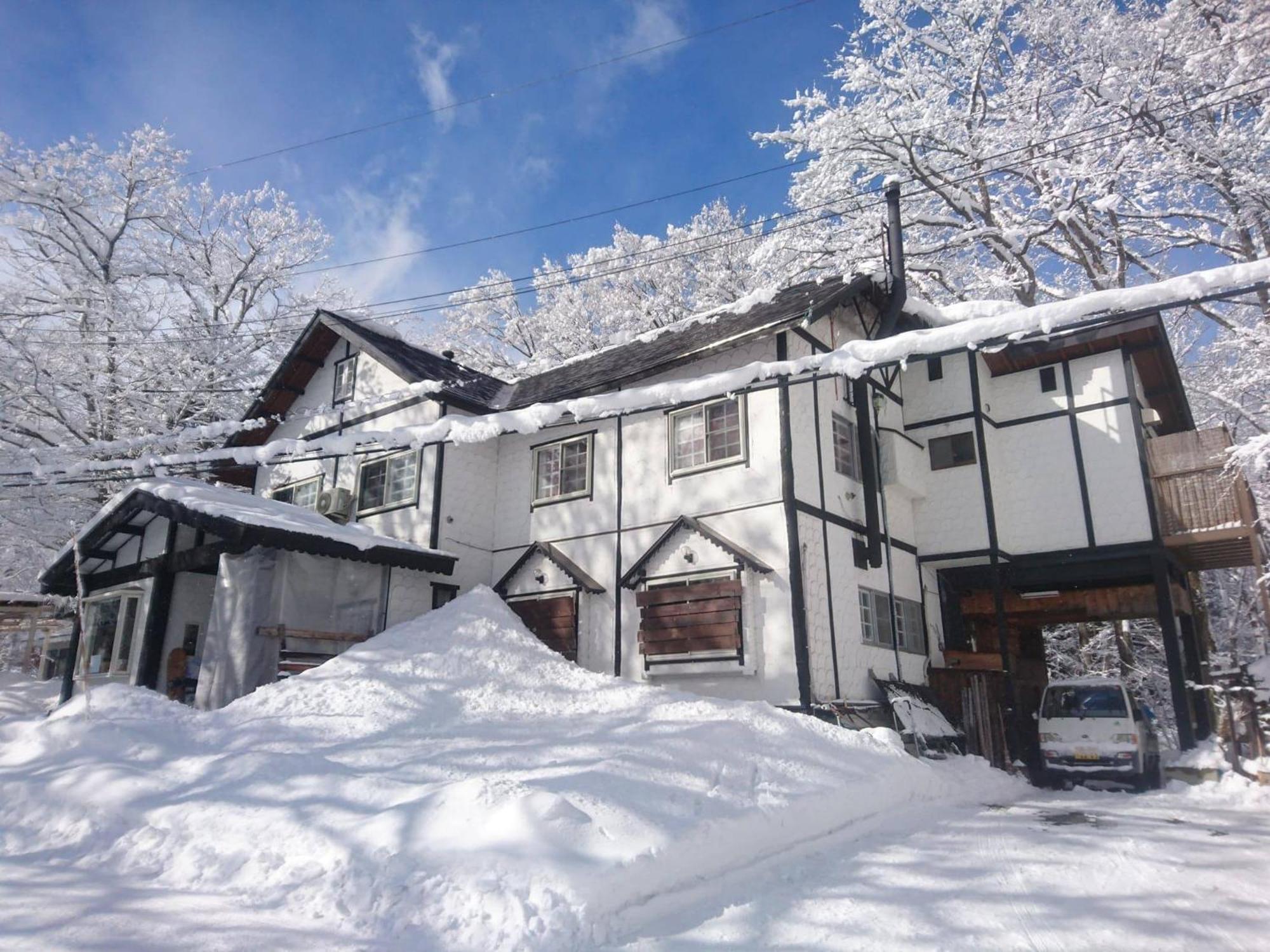 Hakuba Matata Lodge Exterior foto